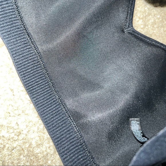 CORE IO Black Sports Bra size 32C - Picture 11 of 14